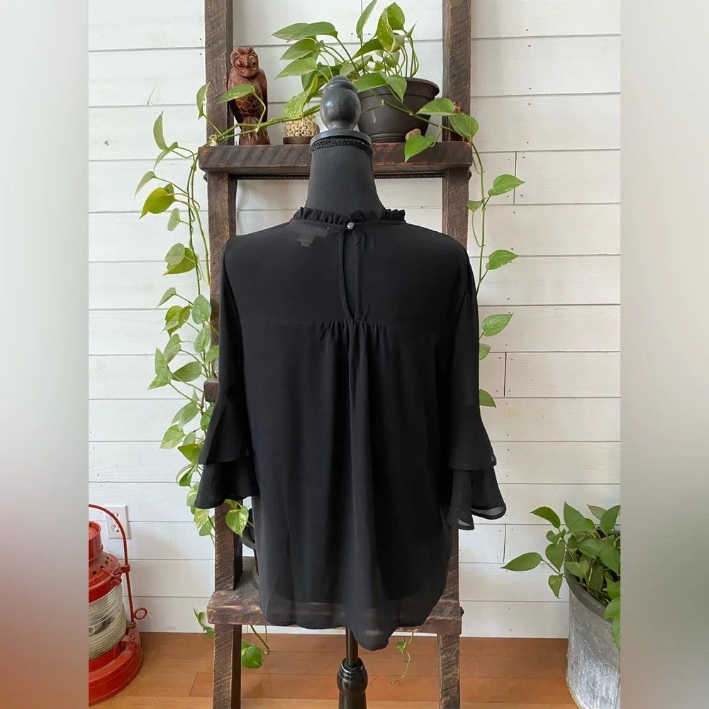 Monteau: Black Babydoll Blouse with Ruffle Collar - Picture 13 of 13
